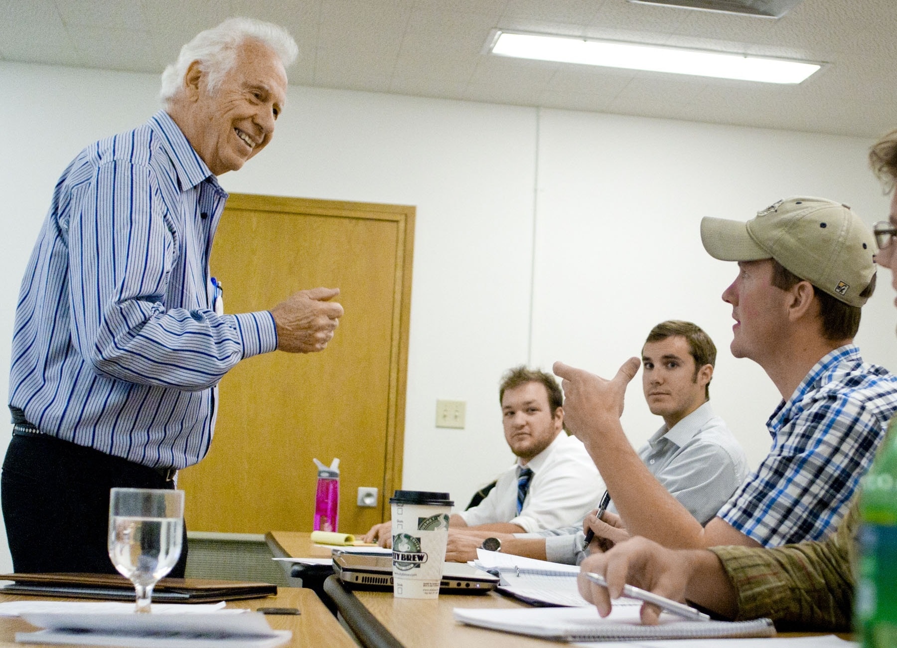 Jake Jabs talking to students